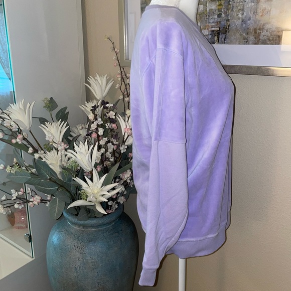 Victoria Secret Pink lavender long sleeve top - Picture 2 of 6